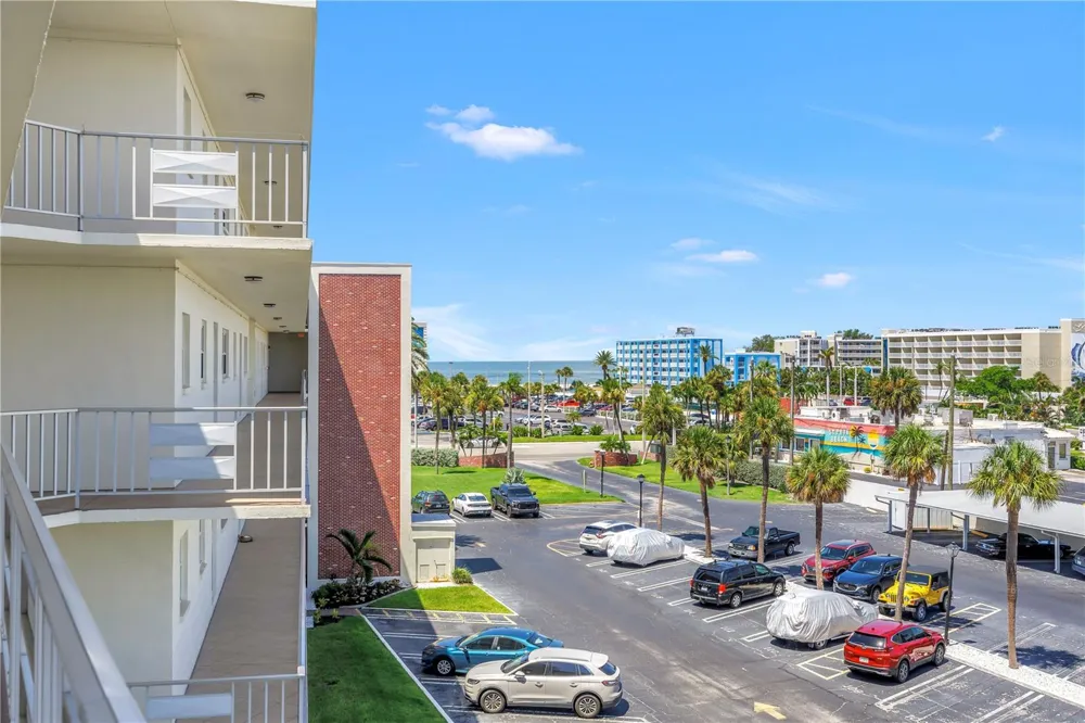 5575 GULF BOULEVARD #426 St Pete Beach, FL 33706