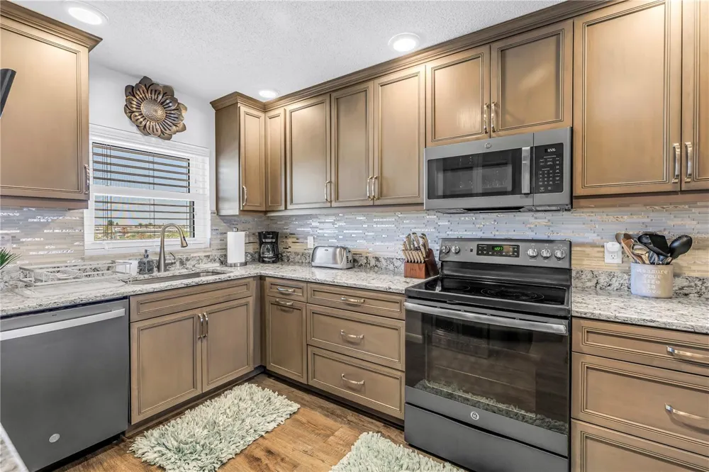 5575 GULF BOULEVARD #426 St Pete Beach, FL 33706