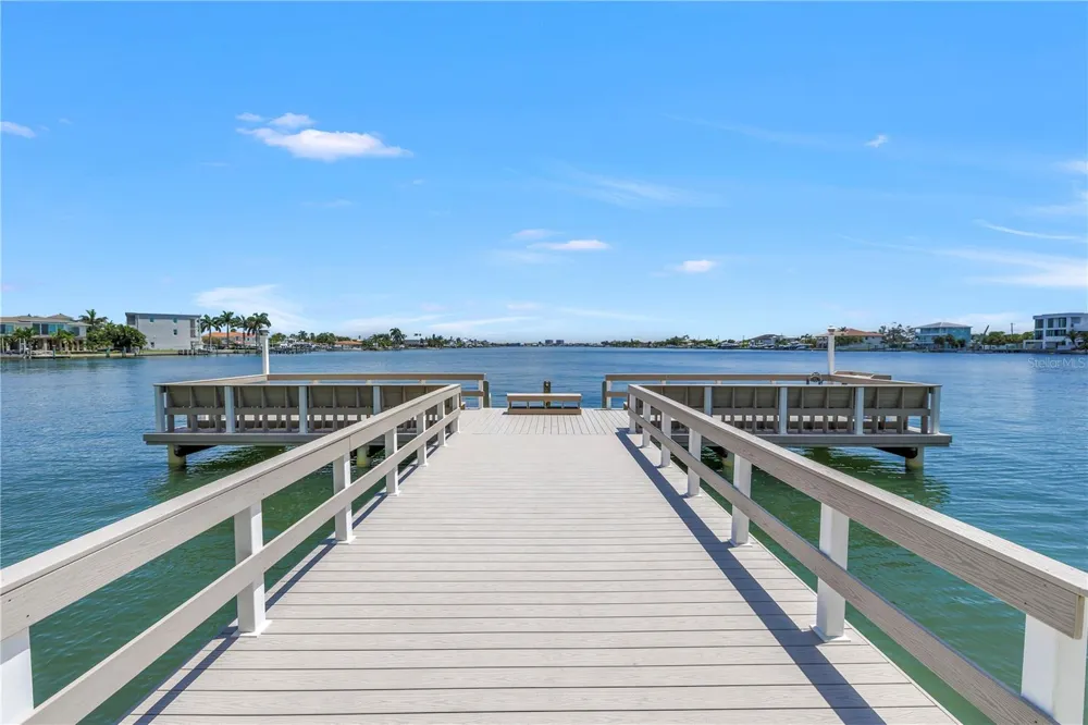 5575 GULF BOULEVARD #426 St Pete Beach, FL 33706
