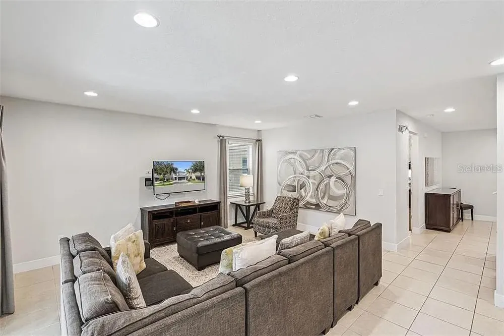 310 PENDANT COURT Kissimmee, FL 34747