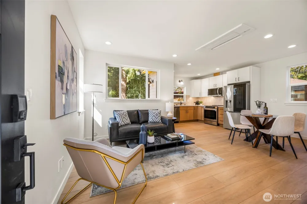 212 115th Street Seattle, WA 98133