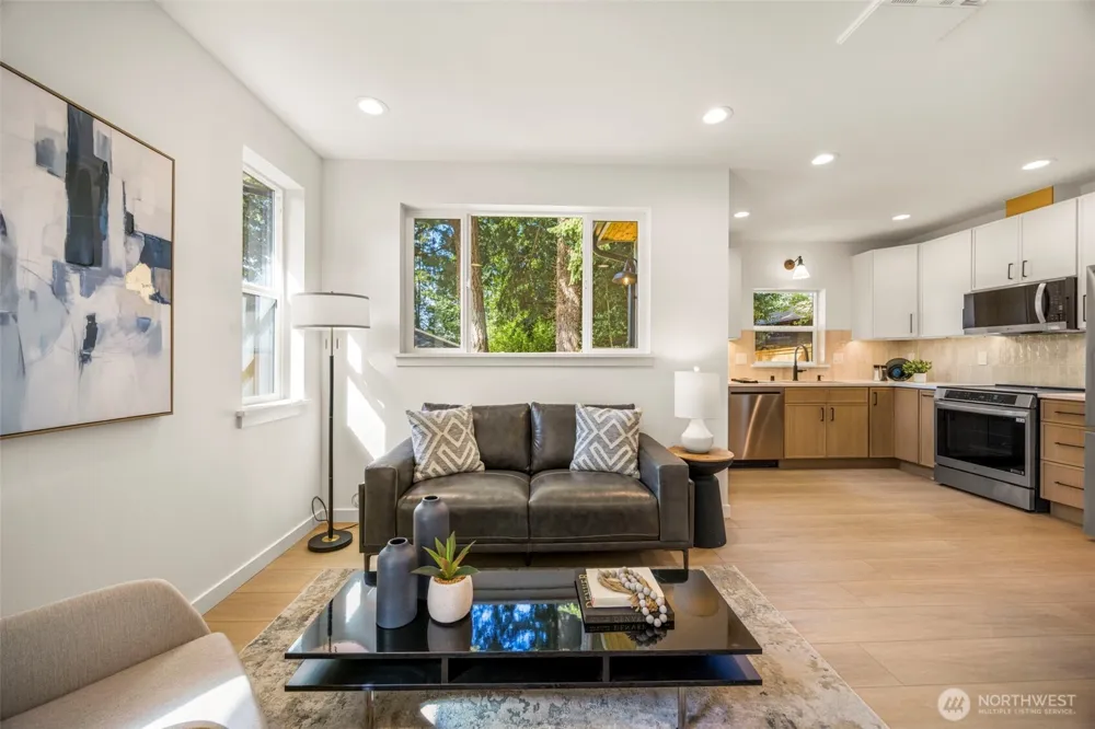 212 115th Street Seattle, WA 98133