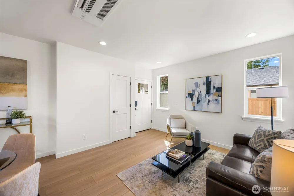 212 115th Street Seattle, WA 98133