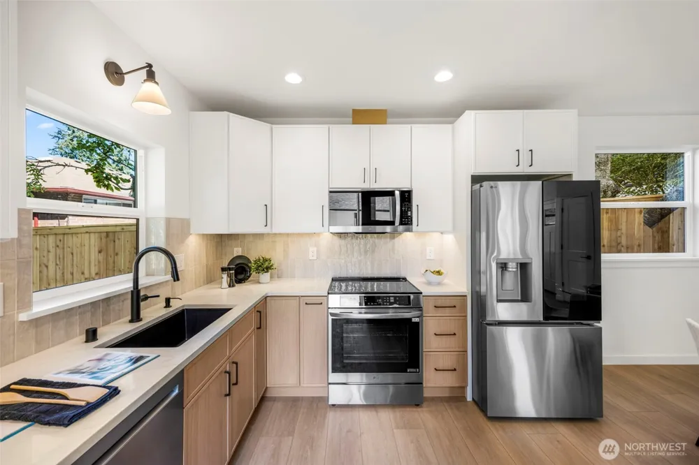 212 115th Street Seattle, WA 98133