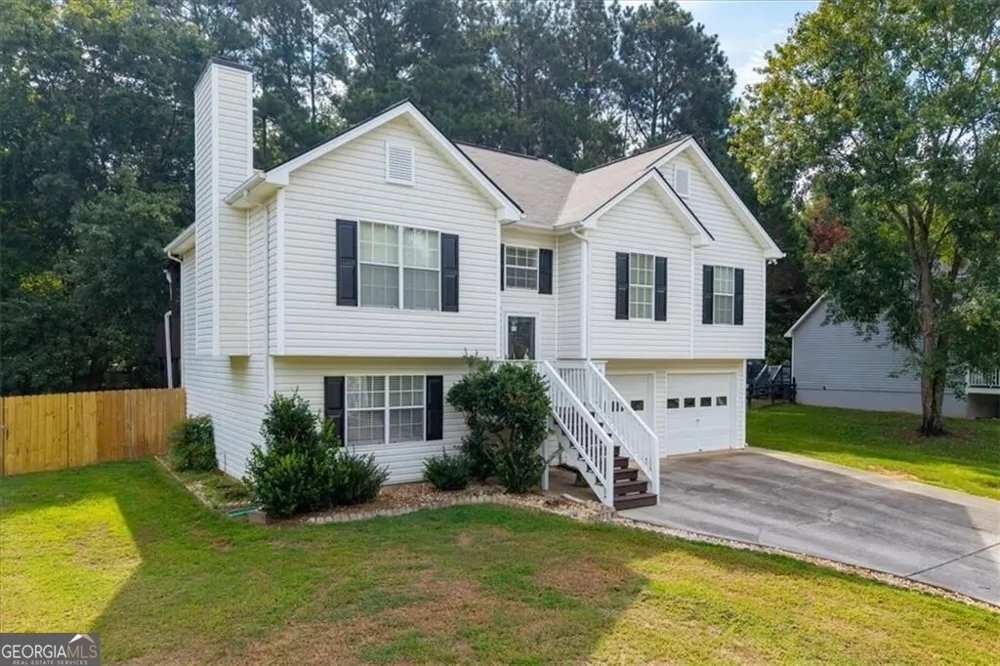 45 Glenmore DR Kingston, GA 30145