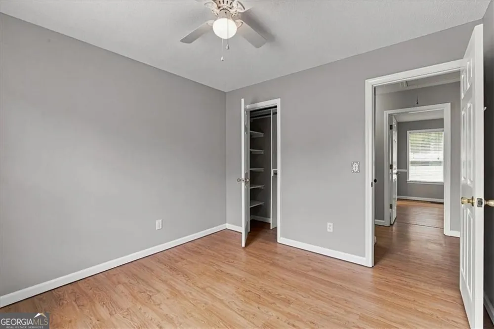 45 Glenmore DR Kingston, GA 30145