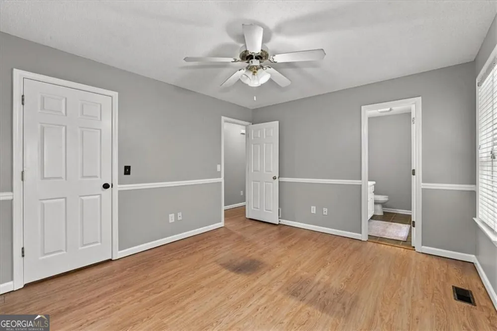 45 Glenmore DR Kingston, GA 30145