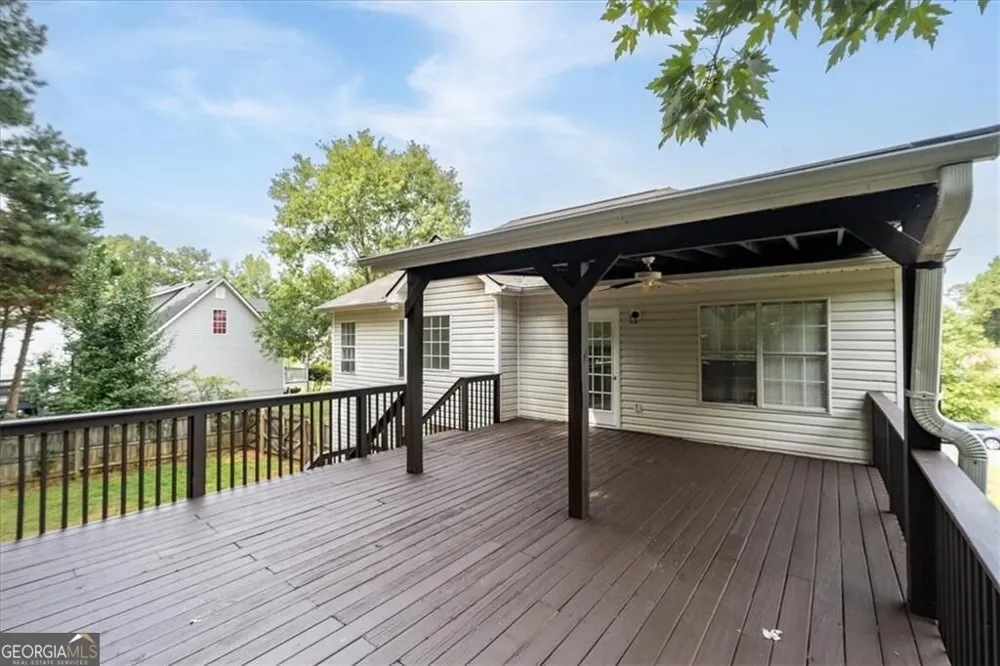 45 Glenmore DR Kingston, GA 30145