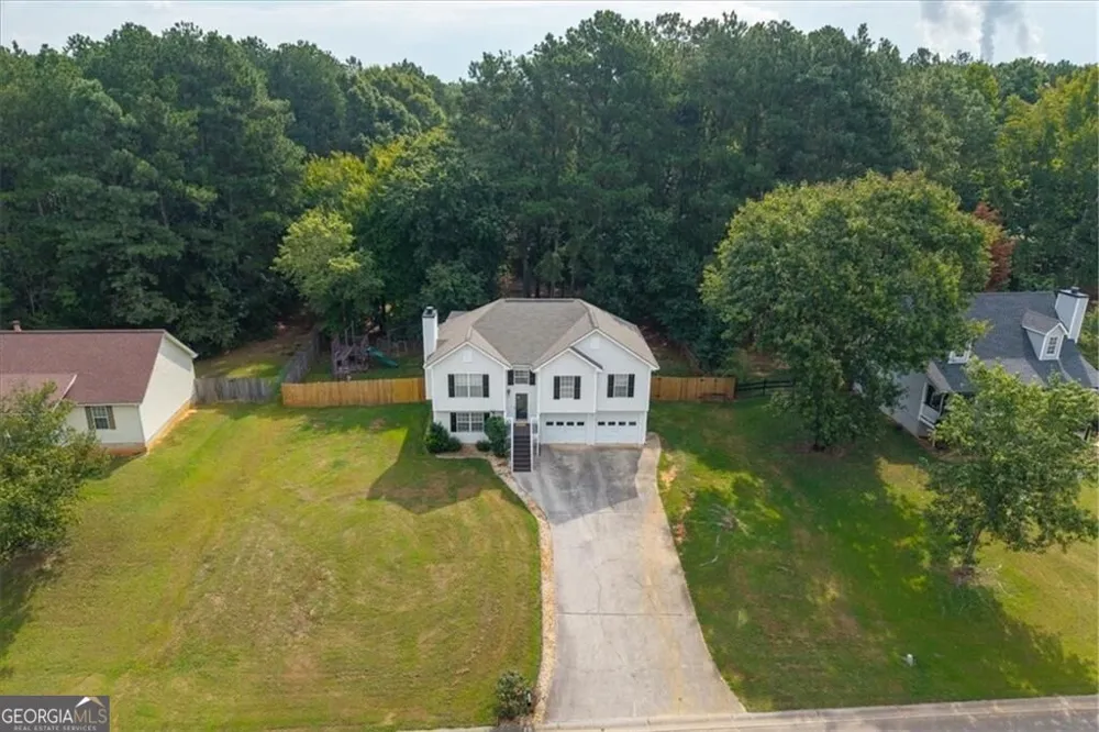 45 Glenmore DR Kingston, GA 30145