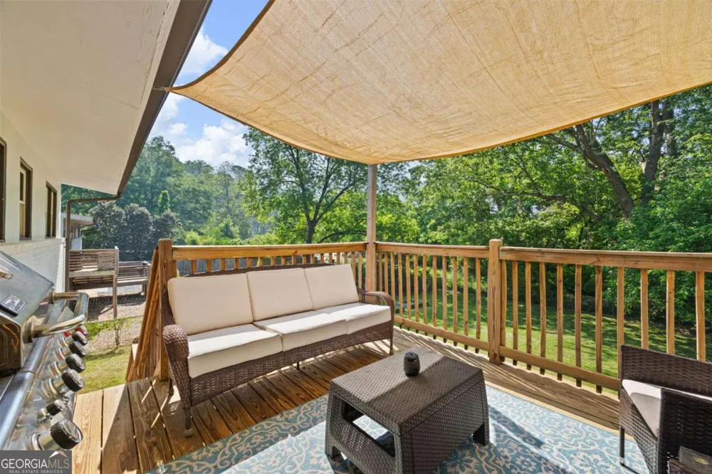 1269 Lynwyn LN SE Atlanta, GA 30316