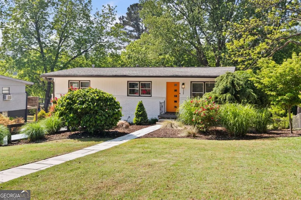 1269 Lynwyn LN SE Atlanta, GA 30316