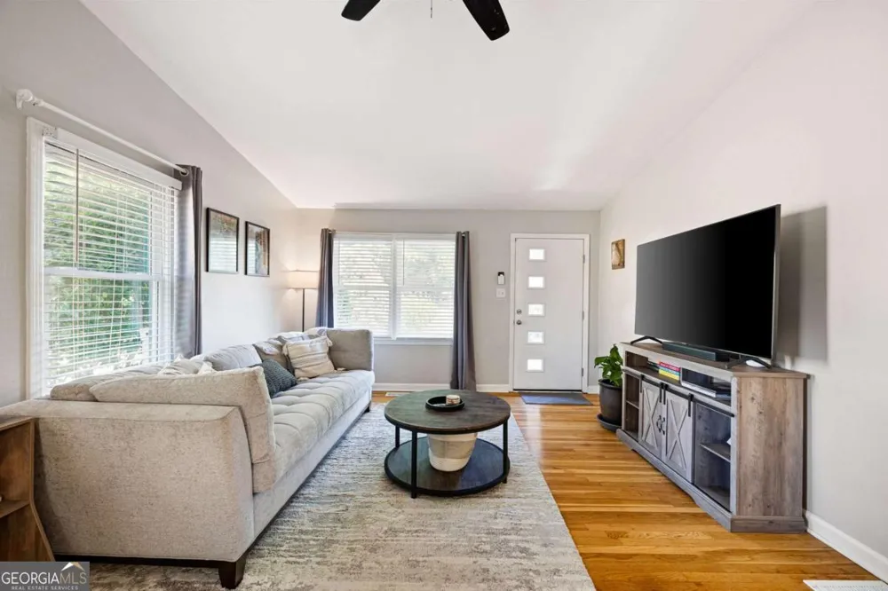 1269 Lynwyn LN SE Atlanta, GA 30316