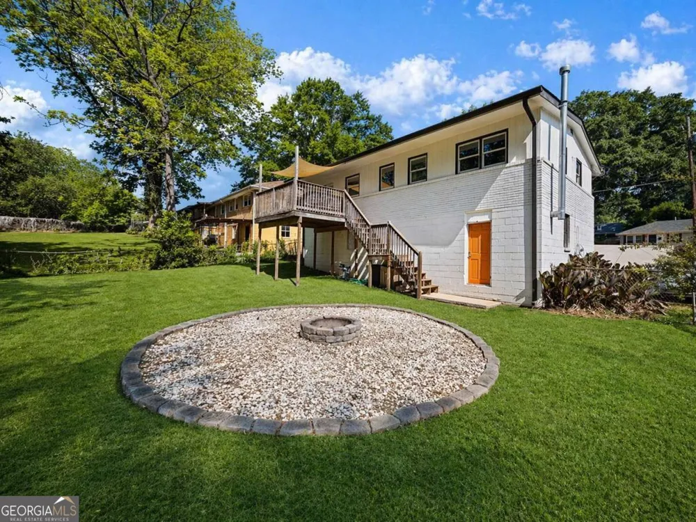 1269 Lynwyn LN SE Atlanta, GA 30316