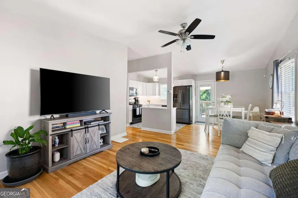 1269 Lynwyn LN SE Atlanta, GA 30316
