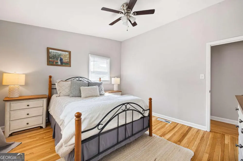 1269 Lynwyn LN SE Atlanta, GA 30316