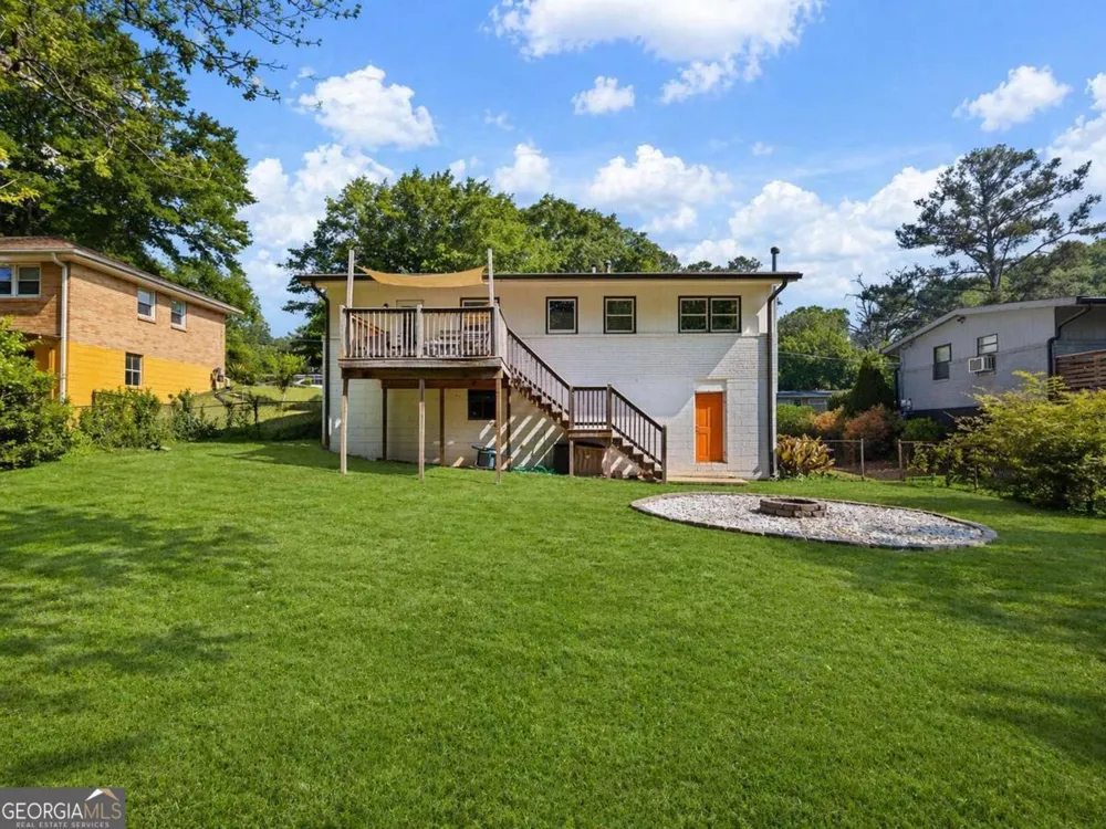 1269 Lynwyn LN SE Atlanta, GA 30316