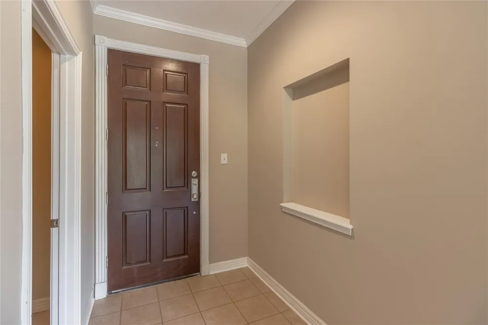 4515 Briar Hollow Place #304 Houston, TX 77027