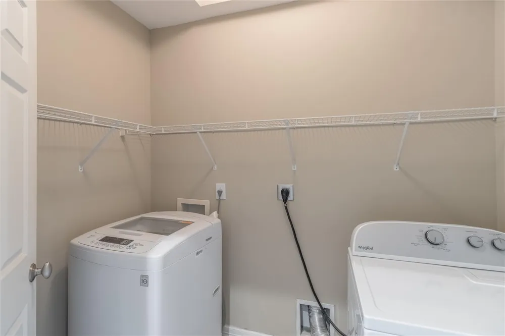 4515 Briar Hollow Place #304 Houston, TX 77027