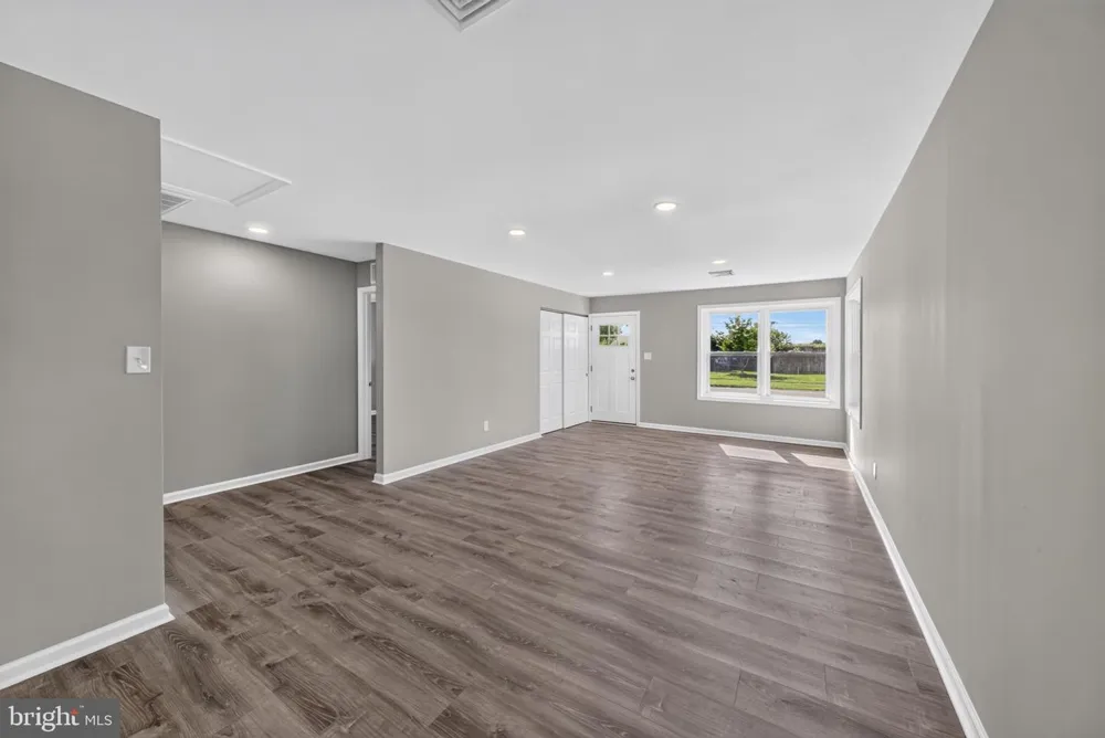 71 MERCER DRIVE Newark, DE 19713