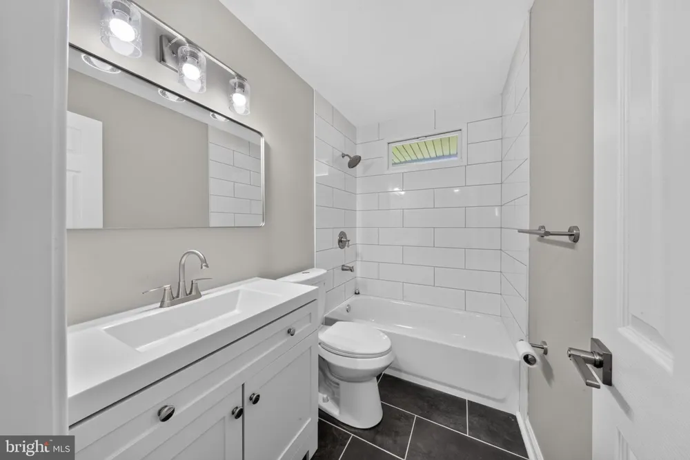 71 MERCER DRIVE Newark, DE 19713