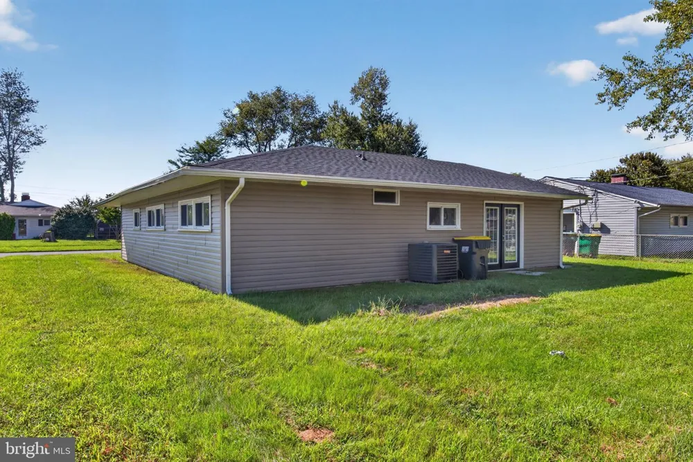 71 MERCER DRIVE Newark, DE 19713