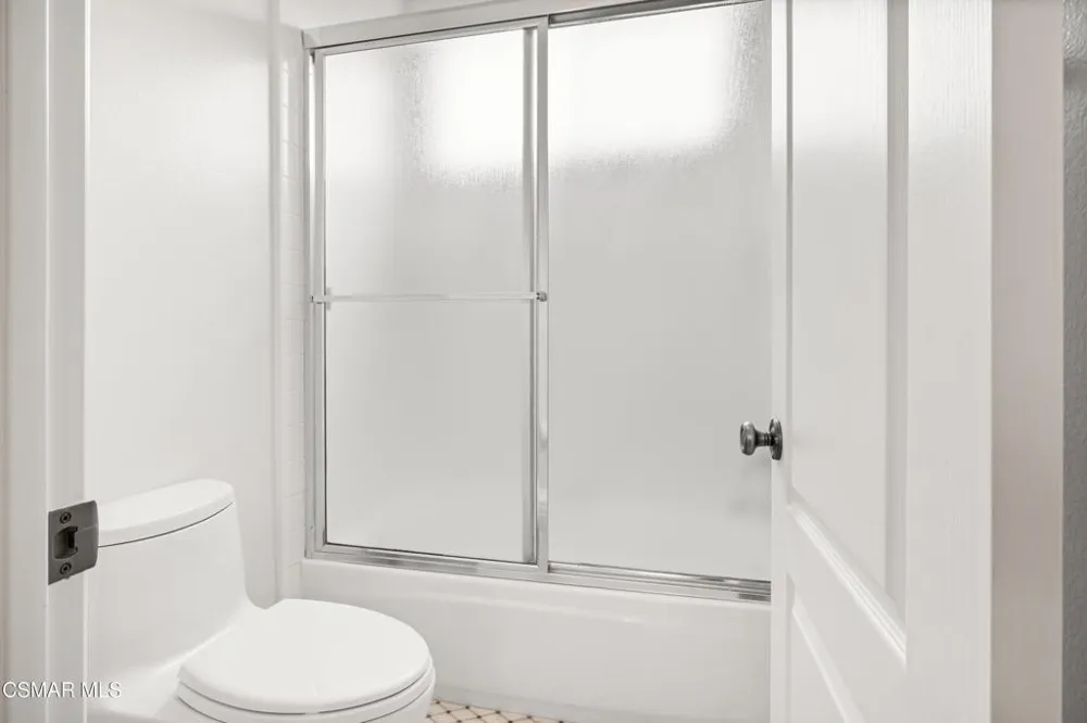 1820 Crystal View Circle Newbury Park, CA 91320