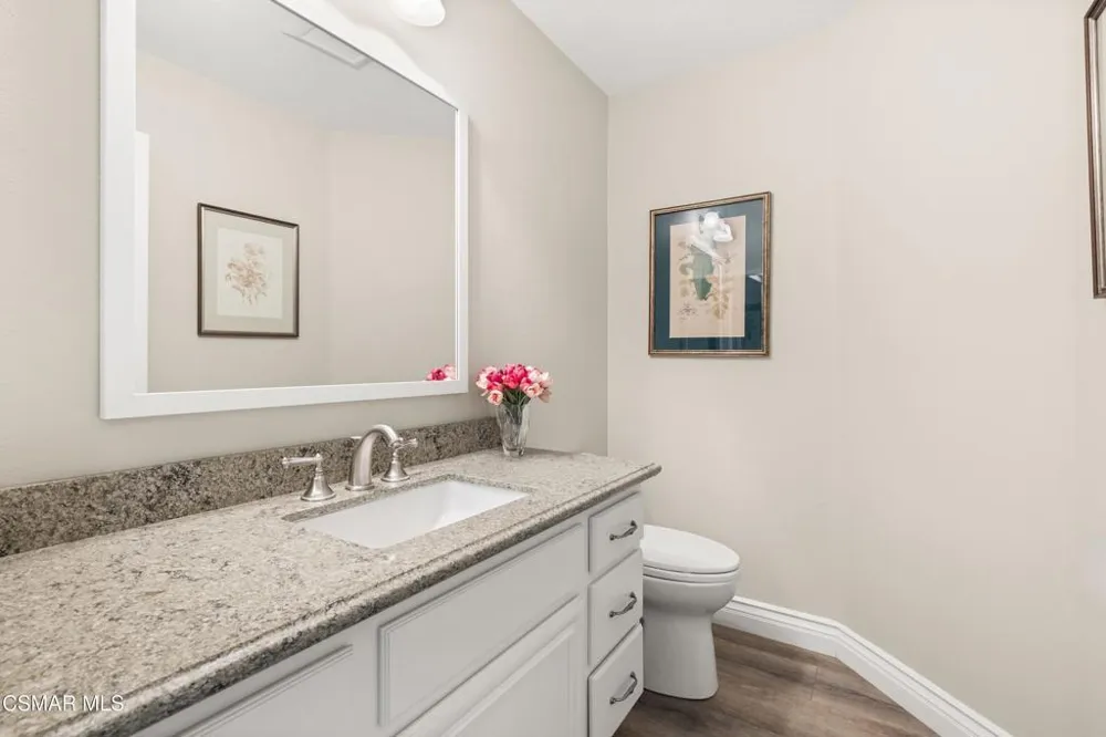1820 Crystal View Circle Newbury Park, CA 91320