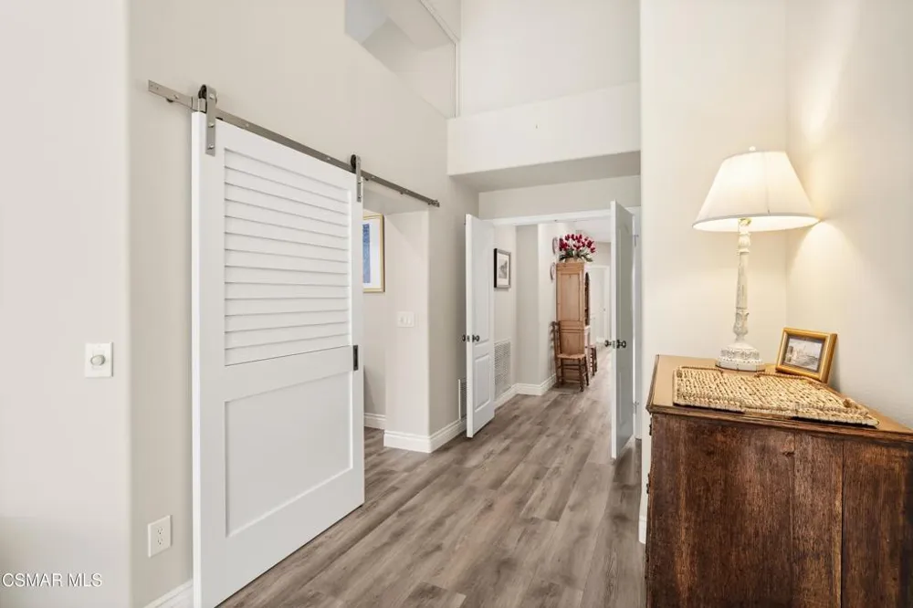 1820 Crystal View Circle Newbury Park, CA 91320