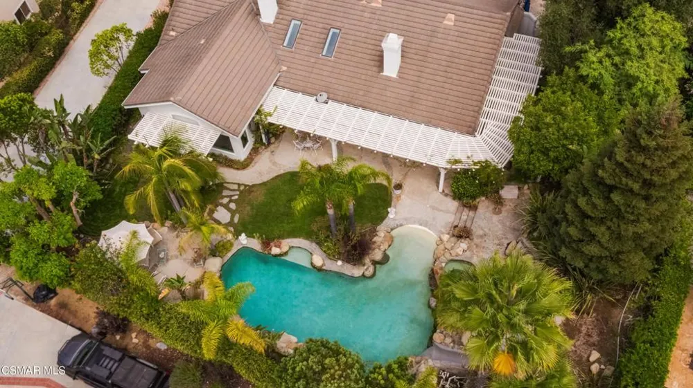 1820 Crystal View Circle Newbury Park, CA 91320