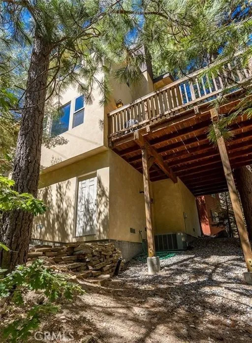 1157 Scenic Lake Arrowhead, CA 92378