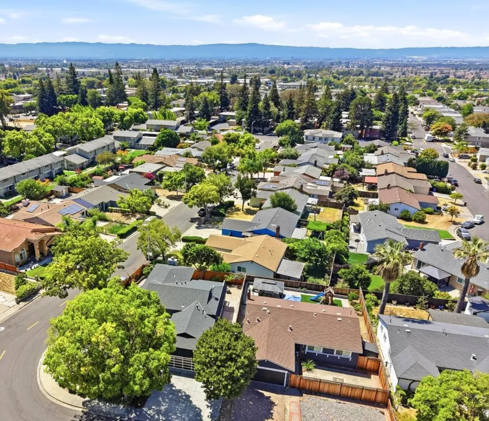 229 Spring Valley Lane Milpitas, CA 95035