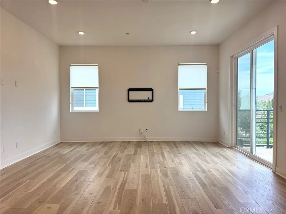 147 Sash Irvine, CA 92618