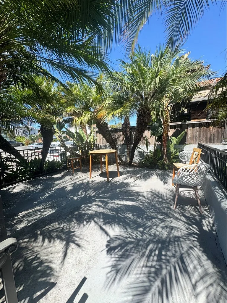 970 Glenneyre Street #F Laguna Beach, CA 92651