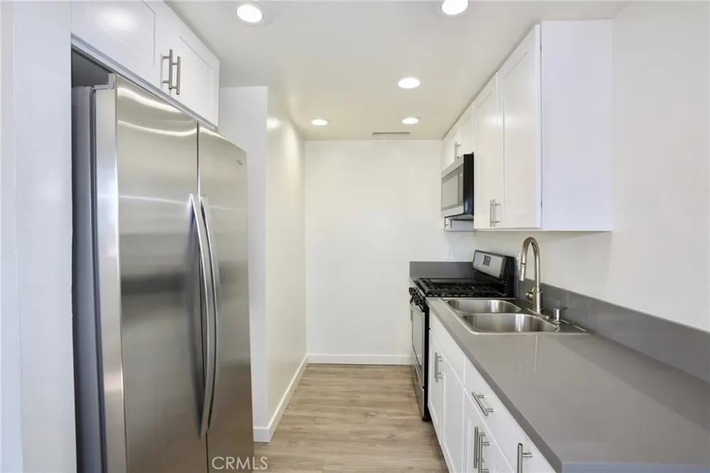 970 Glenneyre Street #F Laguna Beach, CA 92651