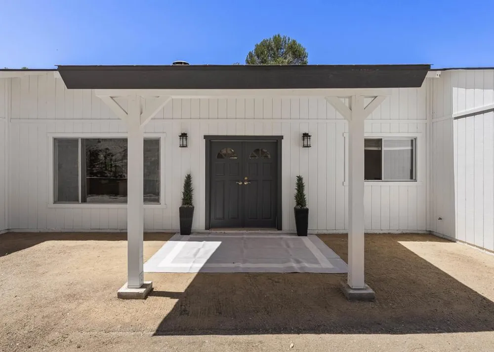 8964 Mount Israel Road Escondido, CA 92029