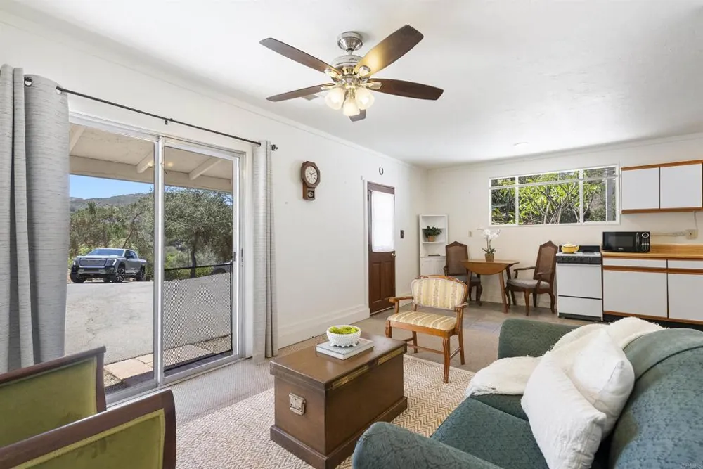8964 Mount Israel Road Escondido, CA 92029
