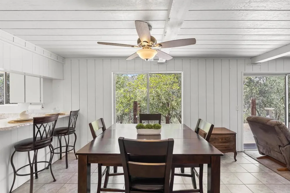 8964 Mount Israel Road Escondido, CA 92029