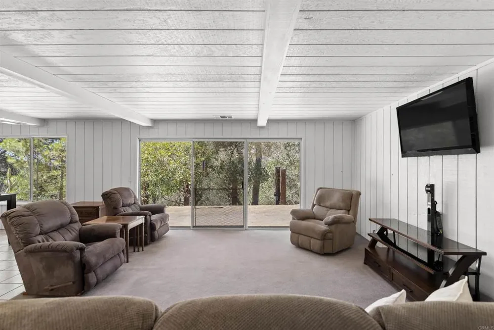 8964 Mount Israel Road Escondido, CA 92029