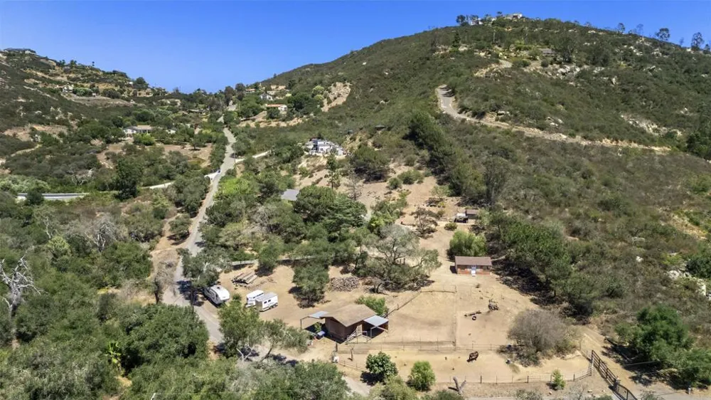 8964 Mount Israel Road Escondido, CA 92029