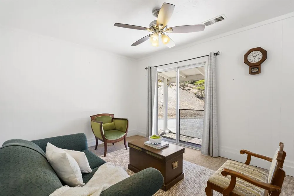 8964 Mount Israel Road Escondido, CA 92029