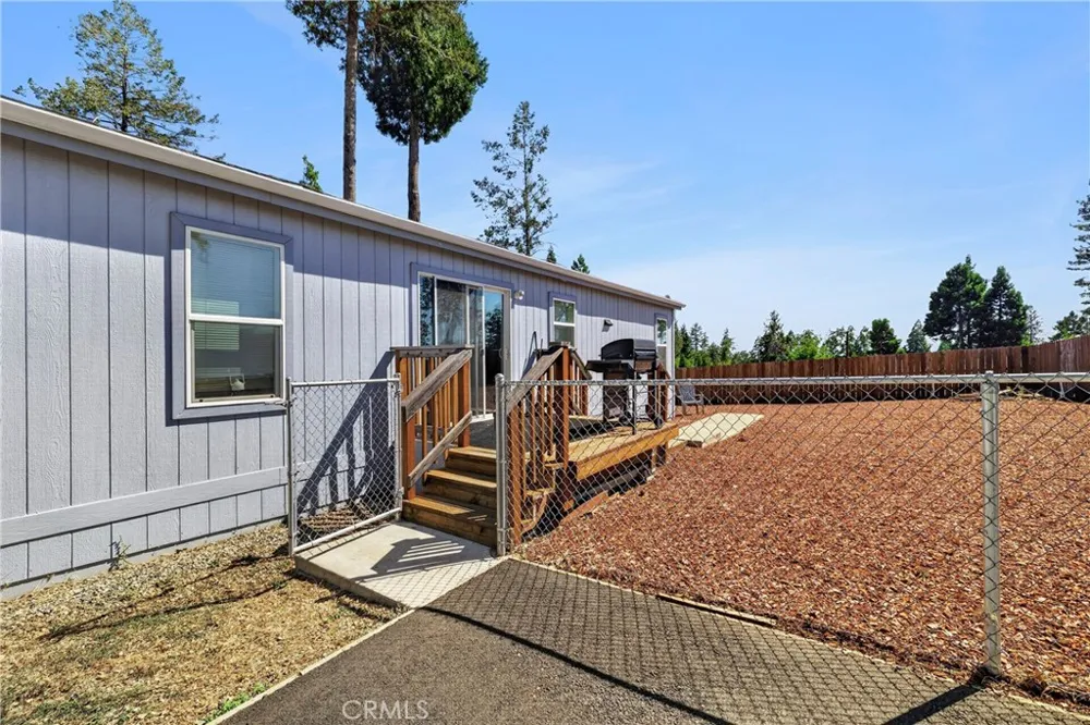 13737 S Park Magalia, CA 95954