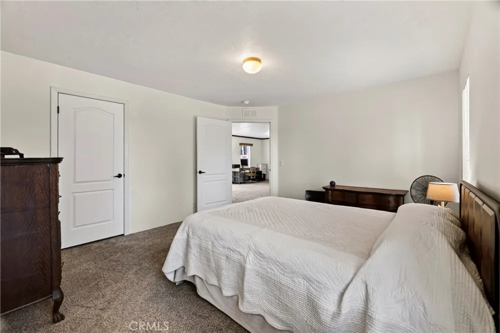 13737 S Park Magalia, CA 95954