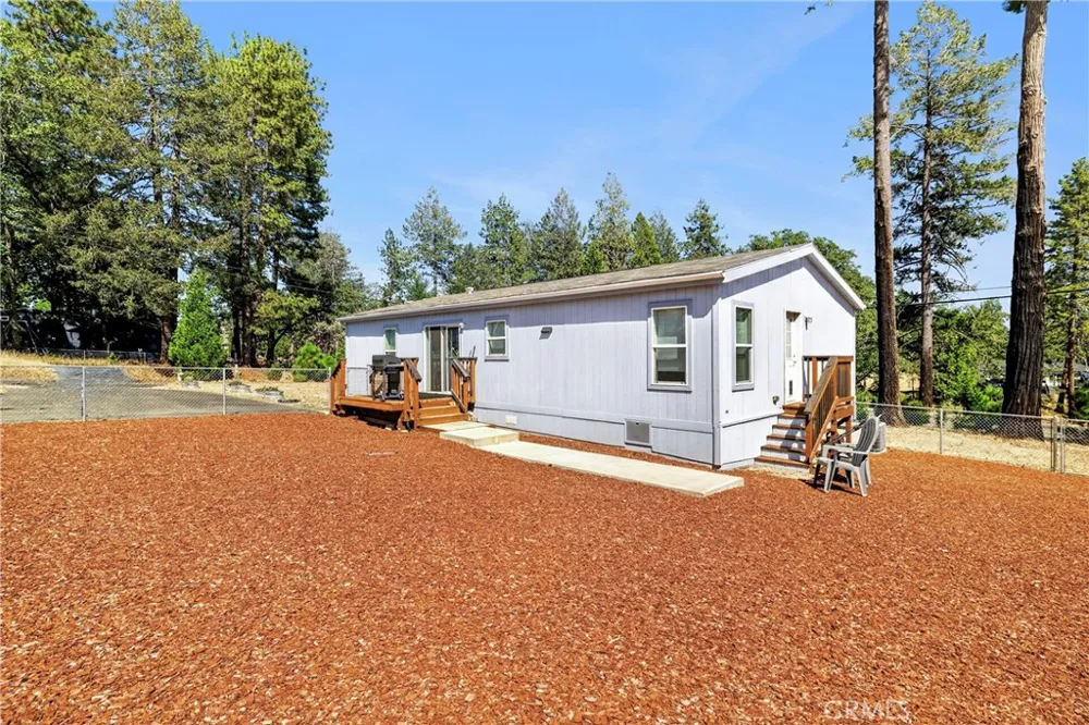13737 S Park Magalia, CA 95954