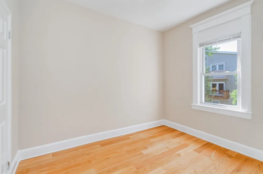 124 WEST 54TH ST Bayonne, NJ 07002