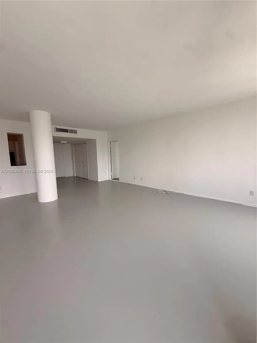 900 Bay Dr #722 Miami Beach, FL 33141
