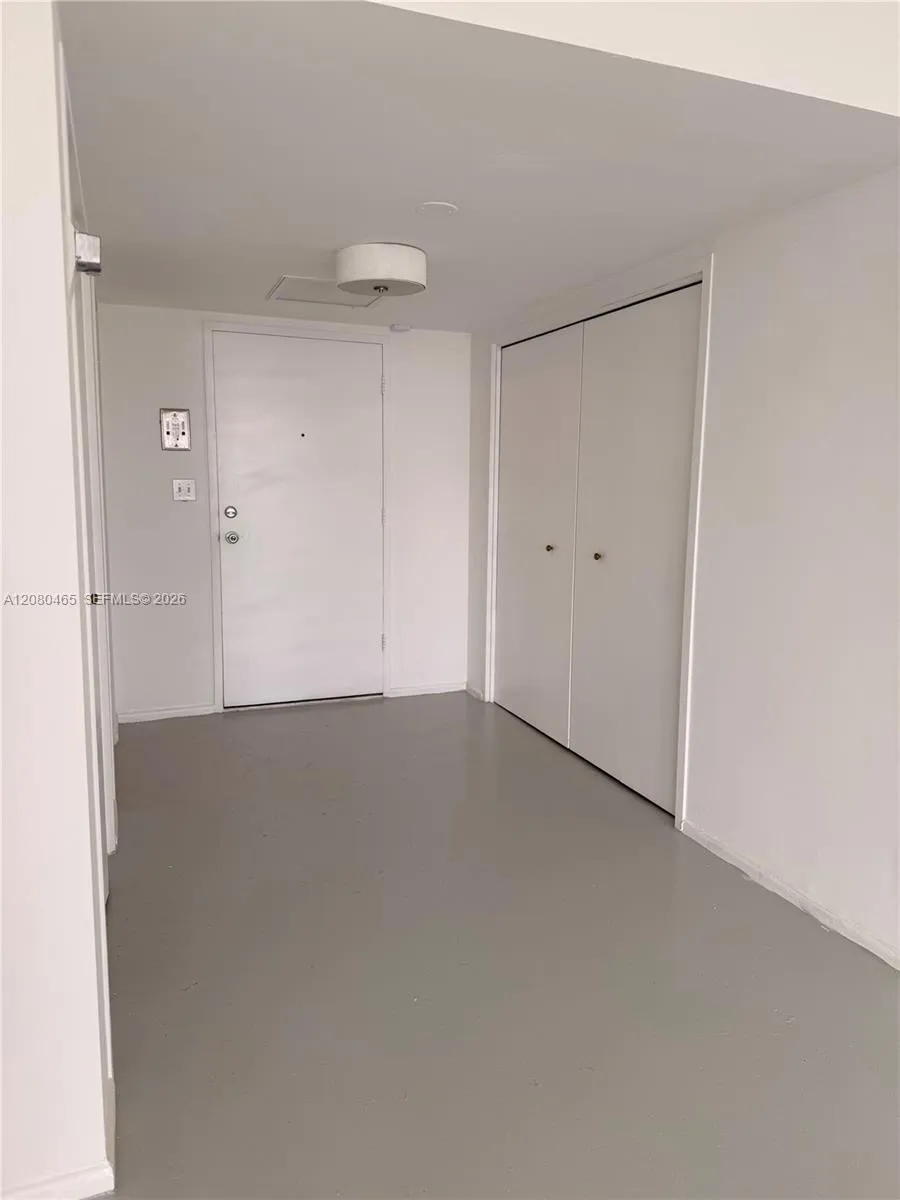 900 Bay Dr #722 Miami Beach, FL 33141