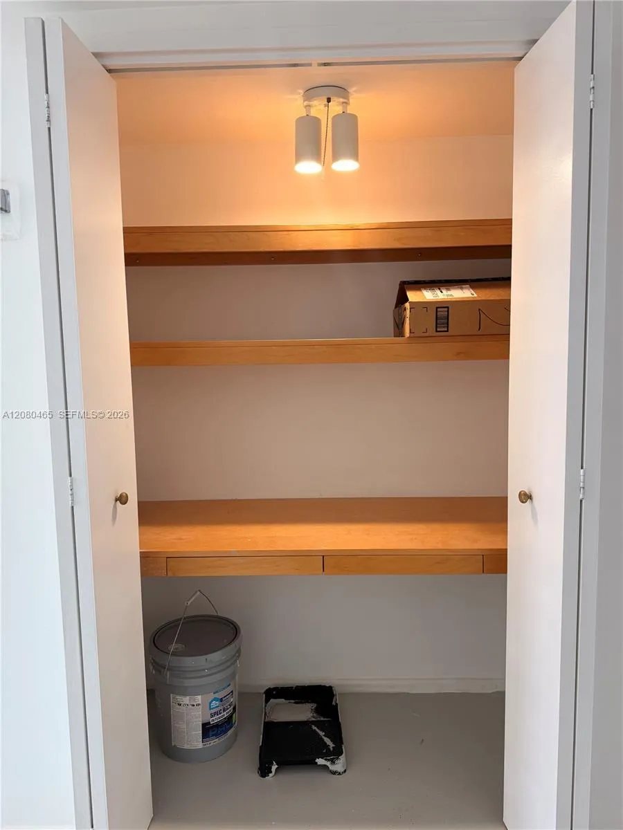 900 Bay Dr #722 Miami Beach, FL 33141