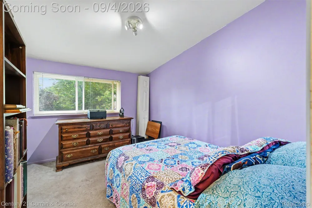 1869 Middle Trail Road Commerce Charter Township, MI 48390