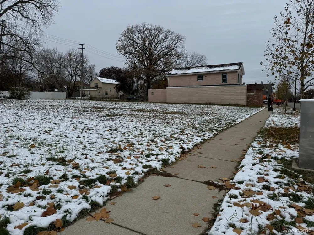 720 S Martin Luther King Jr Dr Street Jackson City, MI 49203