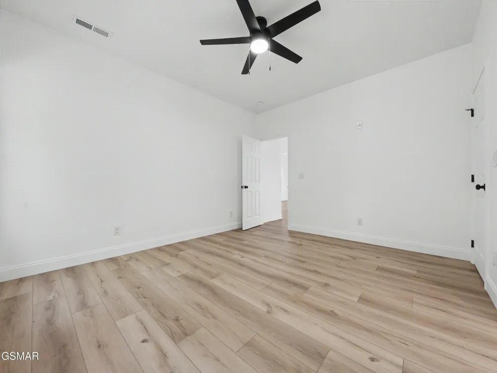2435 Scenic Mountain Drive Sevierville, TN 37876